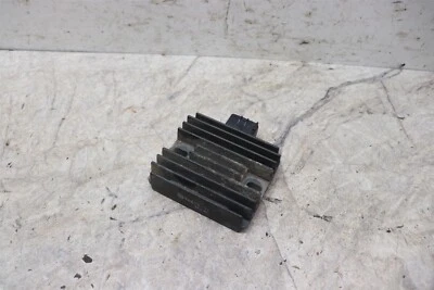 Yamaha V Star 1100 1999-2009 clásico regulador de voltaje rectificador Foto 1 de 4