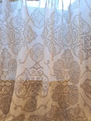 Panel de cortina medallón de cachemira Pottery Barn Mackenna lino topo/crema 1 pieza Foto 1 de 4