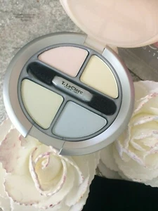 T LECLERC PALETTE QUATUOR FARD A PAUPIERES poudré 02 PURE VAL 36€ - Picture 1 of 1