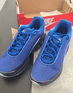 Nike Air Max DN Sneaker Schwarz Gr. EUR 43 US 9.5 In Blau - Bild 1 von 1