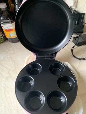 Sweet Treats elektrischer Cupcake/Muffinbereiter - Bild 1 von 4