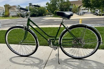 Schwinn Collegiate 5 Speed Vintage Bike - Image 1 of 4