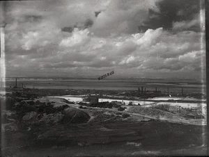 GLASS NEGATIVE MANCHESTER SHIP CANAL EASTHAM DOCKS LOCK CONSTRUCTION EXCAVATION - Picture 1 of 3