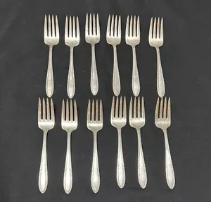 12 PC. National Silver E.P.N.S. Tenedores para ensaladas 6 pulgadas Plateado 1938 llama - Imagen 1 de 4