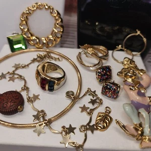#2374, JOYERÍA RETIRADA VINTAGE, COLGANTES, ANILLO, BROCHE, PULSERAS, PENDIENTES. - Imagen 1 de 8