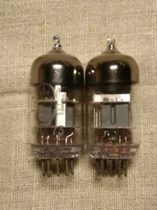 2 pcs. 6N23P REFLECTOR Big Silver Shield NOS tube `70s RARE= E88CC / 6922 / 6DJ8 - Picture 1 of 4