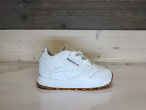 Reebok - Classic Leather Athletic Shoes - White / Gum VGUC - Picture 1 of 10