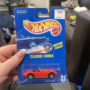 1991 Hot Wheels Classic Cobra Blue Card Low Number Collector No. 31 Grundrad - Bild 1 von 3