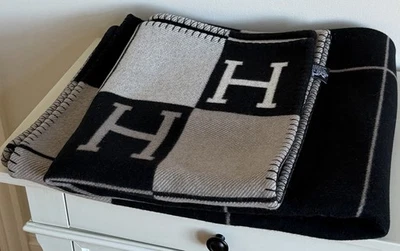 Manta Hermes Avalon III Foto 1 de 4