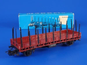 Märklin H0 - 4607 - Niederbordwagen mit Rungen (41) / Karton - sehr guter Zustand - Bild 1 von 4