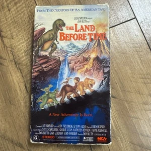1988 The Land Before Time VHS Tape - Foto 1 di 2