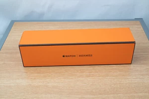 Apple Watch Hermès Hermes Serie 4 44MM Caja Exterior Reloj Solo Para Despliegue - Imagen 1 de 6