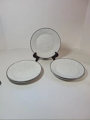 Vajilla H2K blanco y negro boceto platos de ensalada 2 patrones 5 platos se venden por separado Foto 1 de 4