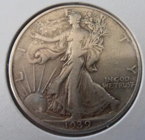 Medio dólar de plata 1939 P Better Grade Walking Liberty (39PJE1) - Imagen 1 de 6