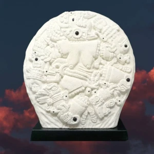 Coyolxauhqui, Moon Goddess Aztec Statue - Picture 1 of 4