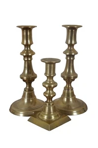 3 antike englisch gesponnene Messing Push Up Kerzenhalter 8" - Bild 1 von 12