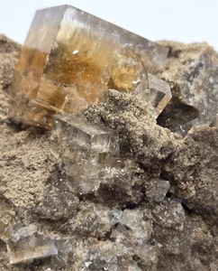 +++ FLUORITE FLAMBORO QUARRY, HAMILTON, ONTARIO, CANADA +++ - Picture 1 of 7