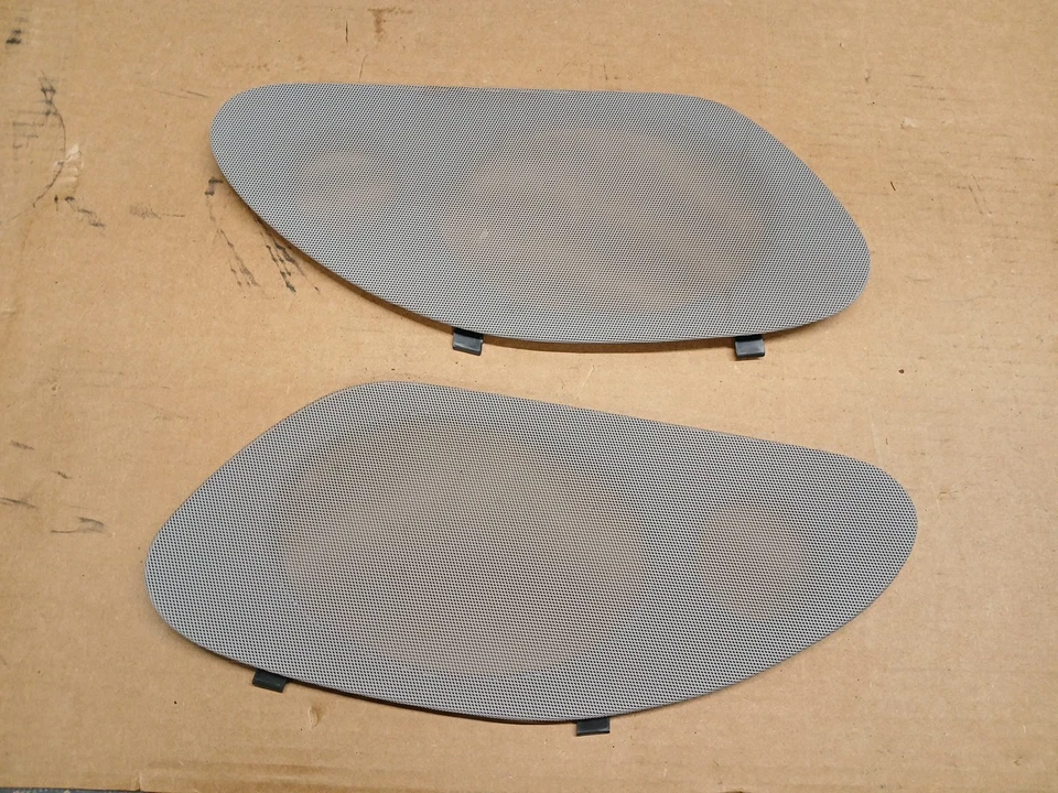 Passenger Rear Window Panel Speaker Grill 97 98 Lincoln Mark VIII Cover Graphite Foto 1 de 4