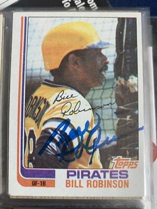 5 Bill Robinson baseball cards. 1 card autographed - Picture 1 of 5