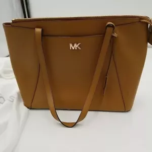 Borsa media Michael Kors Maddie in pelle marrone con cordino bianco - Foto 1 di 14