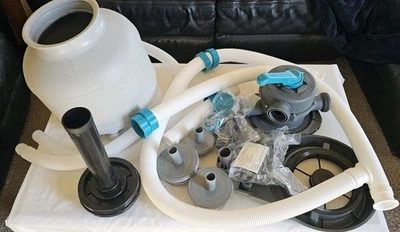 Bestway 2,200 Gallon Sand Filter w/ BROKEN PUMP FOR PARTS OR REPAIR - Image 1 of 4