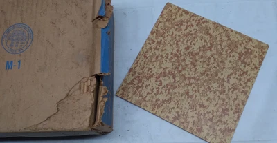 AZULEJOS DE ASFALTO DE PLÁSTICO VINTAGE AÑOS 50 PACE SETTER MONTGOMERY WARD 40 PIEZAS Foto 1 de 4