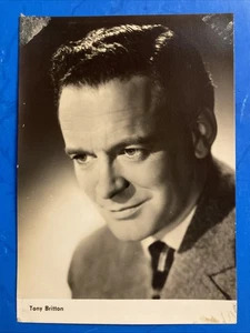 Tony Britton • Progress Starfoto • Foto: Progress Nr. 1447 - Bild 1 von 6