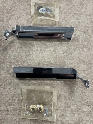 Nuevo de Lote Antiguo 1963 Buick Wildcat Electra 225 LeSabre R & L Cromo Guardabarros Delantero Lateral Mldgs Foto 1 de 4