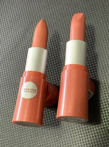 Lotto di 2 rossetti Bourjois adorabili rossi ~ 03 Rose Complice ~ 0,1 oz - Foto 1 di 7