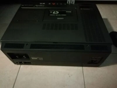 Video Cassette Recorder Sony Betamax SL-C7E     NON FUNZIONANTE - Immagine 1 di 3
