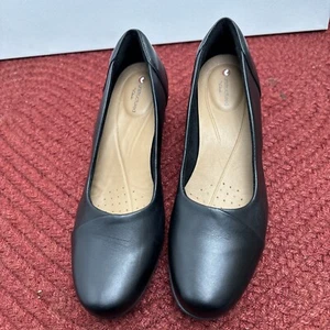 Unstructured Clarks Womens Pumps Black Leather Slip On Square Toe Block Heel 7.5 - Picture 1 of 10