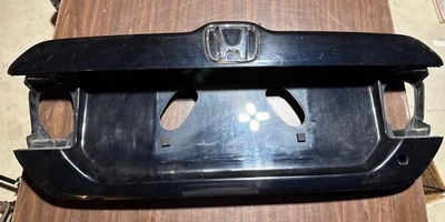 Honda Pilot Rear Tail Finish Garnish Panel License Plate Trim Black #2 03-08 - Imagem 1 de 4