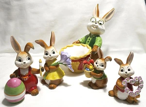 NEU 2019 Goebel Hase Osterhase von ganzen Herzen Osterkorb Ostergrüsse Freesie - Bild 1 von 6