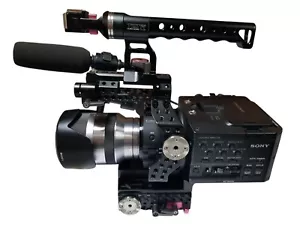 Sony NEX-FS100N Super 35mm Video Camcorder w/18-200mm lens - Picture 1 of 13