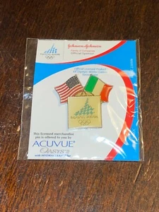 TORINO 2006 OLYMPISCHE SPIELE PIN - USA & ITALIEN Flaggen - Johnson & Johnson  - Bild 1 von 2