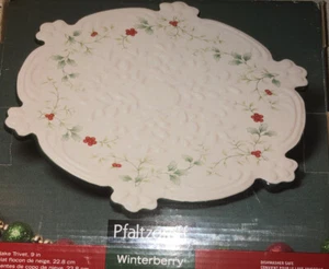 Trivet copo de nieve Pfaltzgraff Navidad baya de invierno totalmente nuevo en caja ENVÍO GRATUITO - Imagen 1 de 3