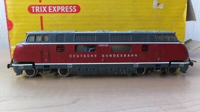Trix Express V200 Deutsche Bundesbahn Heavy Diesel Loco in original box & inner - Image 1 of 4
