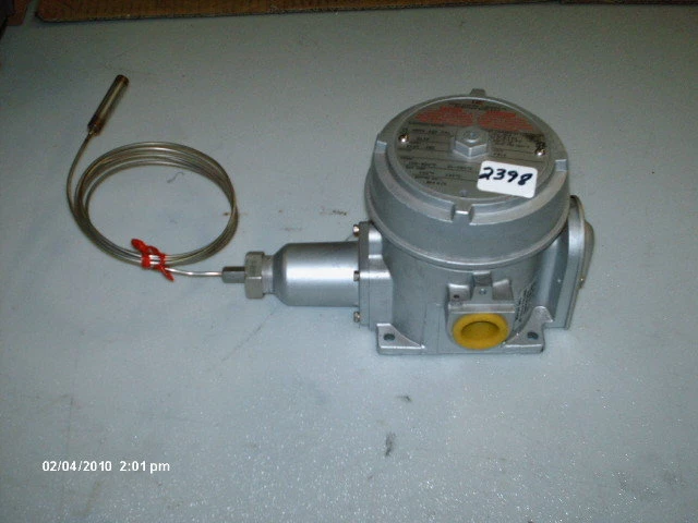 United Electric Thermostat E122 91803BS x-Proof (NEW) - Image 1 of 1