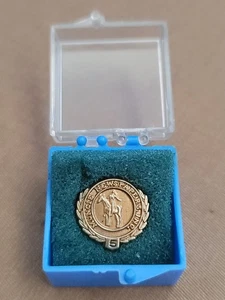 Pin Hut/Jacke Muncie Zeitungen INC. Vintage Award Pin (3347HJT) im Etui 5 - Bild 1 von 12