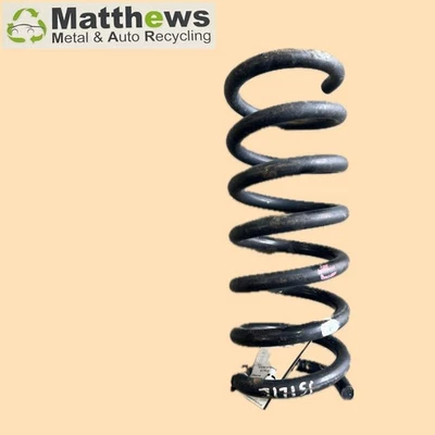 Used Rear Coil Spring fits: 2015 Ford Fusion Rear Hybrid S Rear Grade A - Imagem 1 de 4