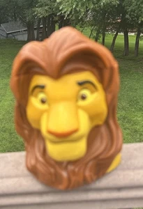 Disney 2024 Der König der Löwen SIMBA Klappdeckel Plastikbecher Becher mit Henkel - Bild 1 von 8
