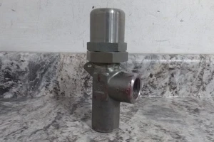 Parker 647B-7-3/4-2 3/4 Zoll NPT-Anschluss Anschluss 15 GPM Druckregelventil (C) - Bild 1 von 12