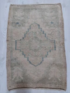 Real Antique Rug, Tutkish Faded Rug, Natural Old Rug Doormat Rug Collectible Rug - Picture 1 of 11