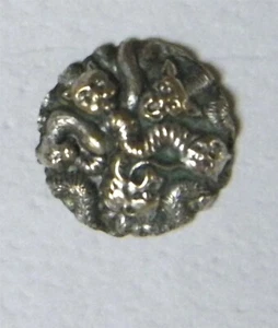 Bb SEPS Mythology SNAKES ANTIQUE Brass BUTTON small - Picture 1 of 2
