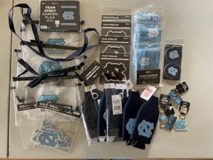 Carolina UNC Fan Tar Heels Flag Purse Magnts Keychns Koozies Coastrs Gators - Picture 1 of 17