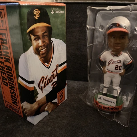 San Francisco Giants 2017 Frank Robinson SGA bobblehead bobble  NIB Cover