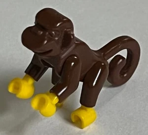 LEGO Reddish Brown Monkey Minifigure With Yellow Hands & Feet 2550c01 - Picture 1 of 1