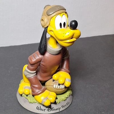 Boneco de futebol Walt Disney World Bobble Head Pluto Nodder - Imagem 1 de 4