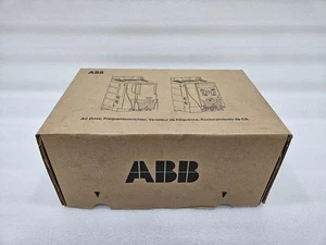 ABB VFD ACS150-03U-09A8-2 Avvitatore AC 3HP 2,2kW 240VAC con tastiera - Foto 1 di 11