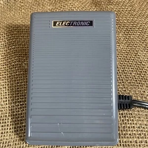FDM Electronic Speed Controller Sewing Machine Foot Pedal Model KD-1902 Brother - Picture 1 of 6